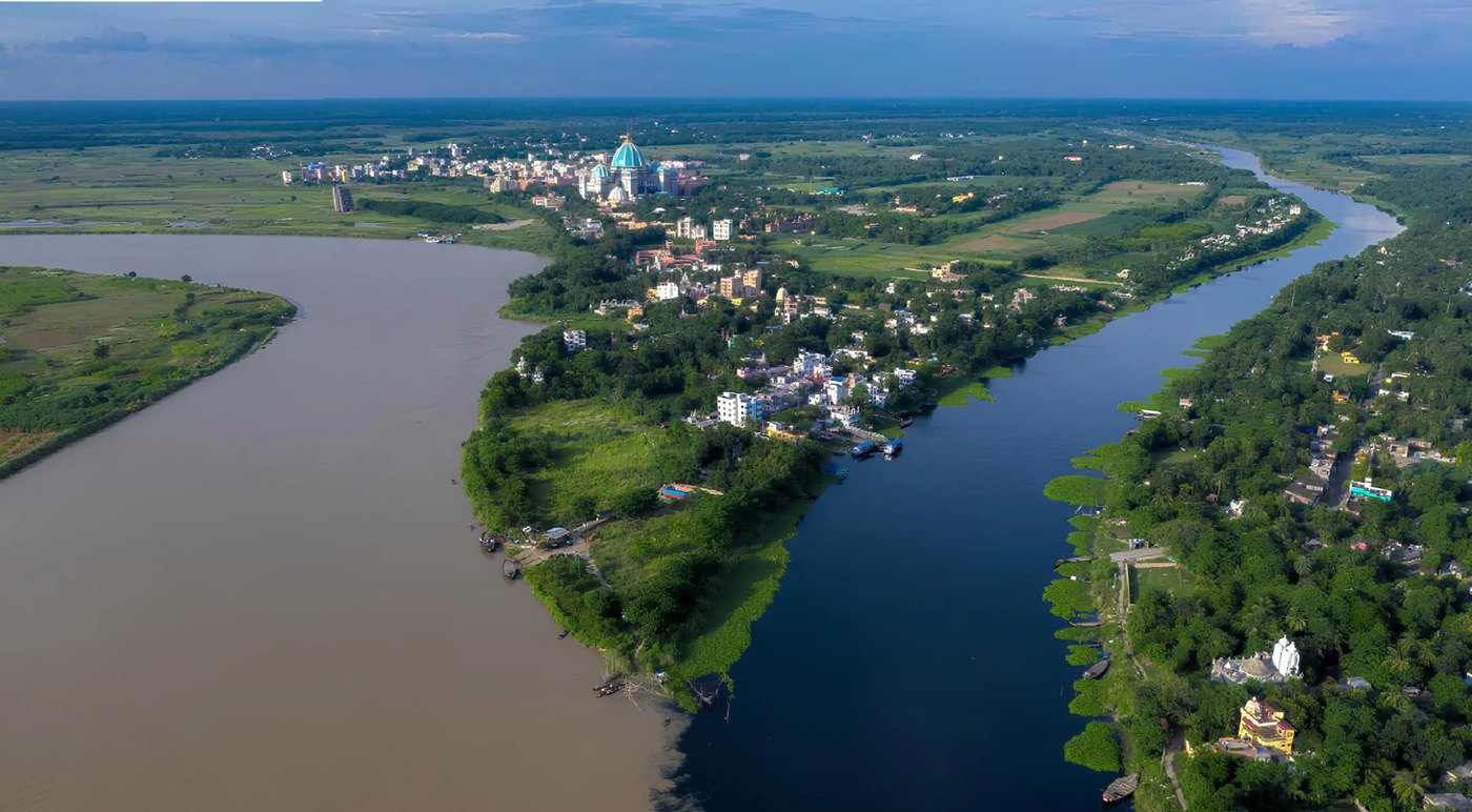Mayapur beside the confluence of the Ganga and Jalangi rivers